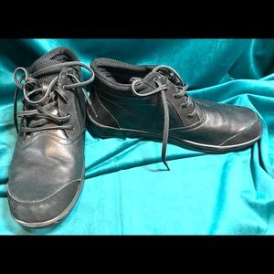 Orthotic fashionable boot